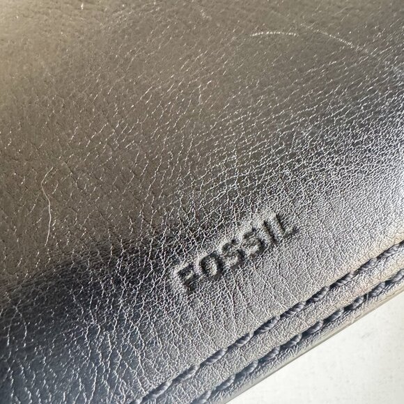 Fossil Ryder Black Leather Tore Bag w Charm - Picture 6 of 7